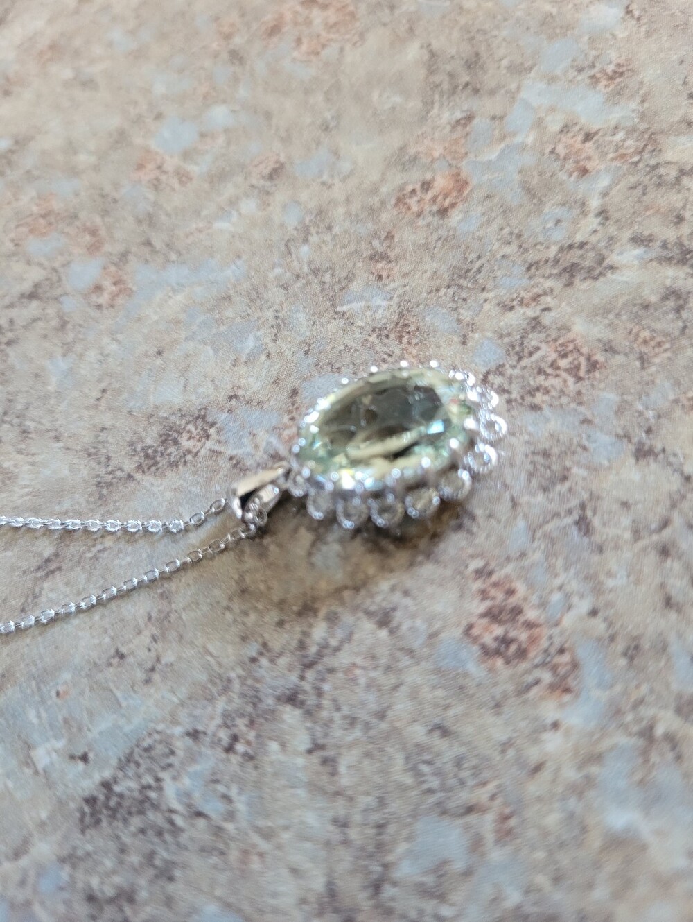 925 Sterling Silver Pale Green Oval Pendant Necklace With Cubic Zirconias